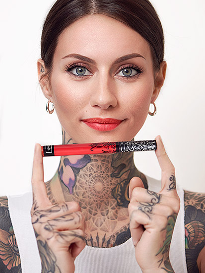 Retouche Beauté Fanny Maurer, maquilleuse pour Kat von D