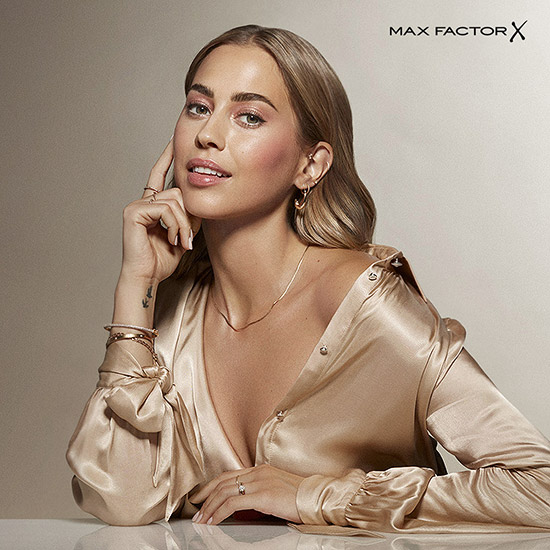 Retouche Campagne Max Factor